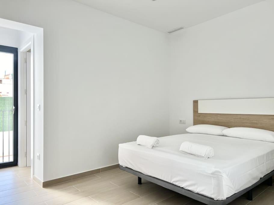 Moderno Apartamento Con Terraza En La Azotea Росес Екстериор снимка