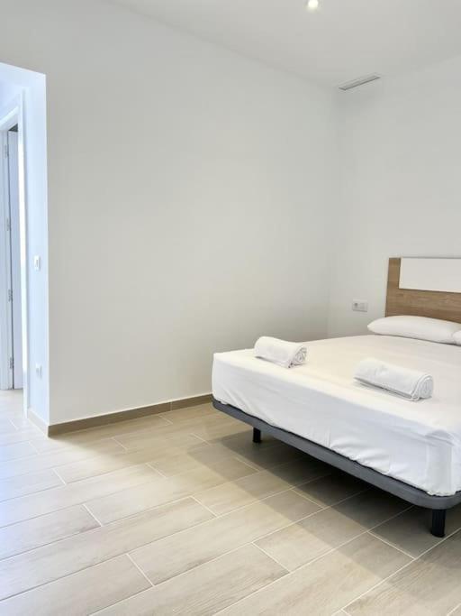 Moderno Apartamento Con Terraza En La Azotea Росес Екстериор снимка