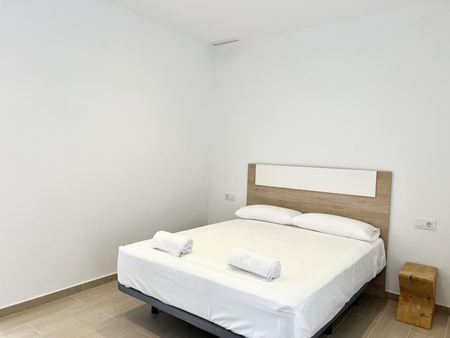 Moderno Apartamento Con Terraza En La Azotea Росес Екстериор снимка