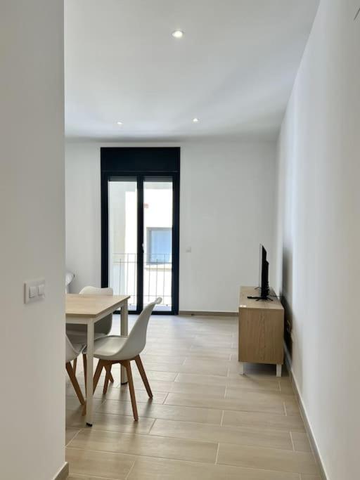 Moderno Apartamento Con Terraza En La Azotea Росес Екстериор снимка